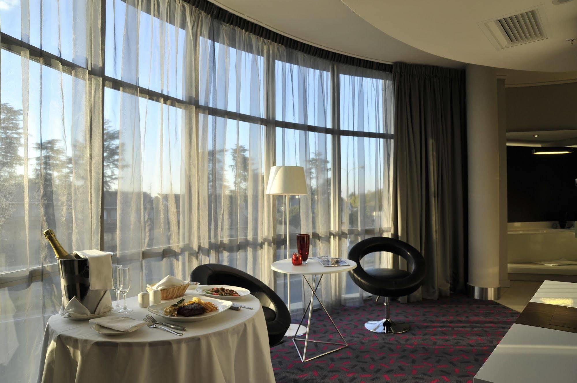 Park Inn Sandton Johannesburg Buitenkant foto