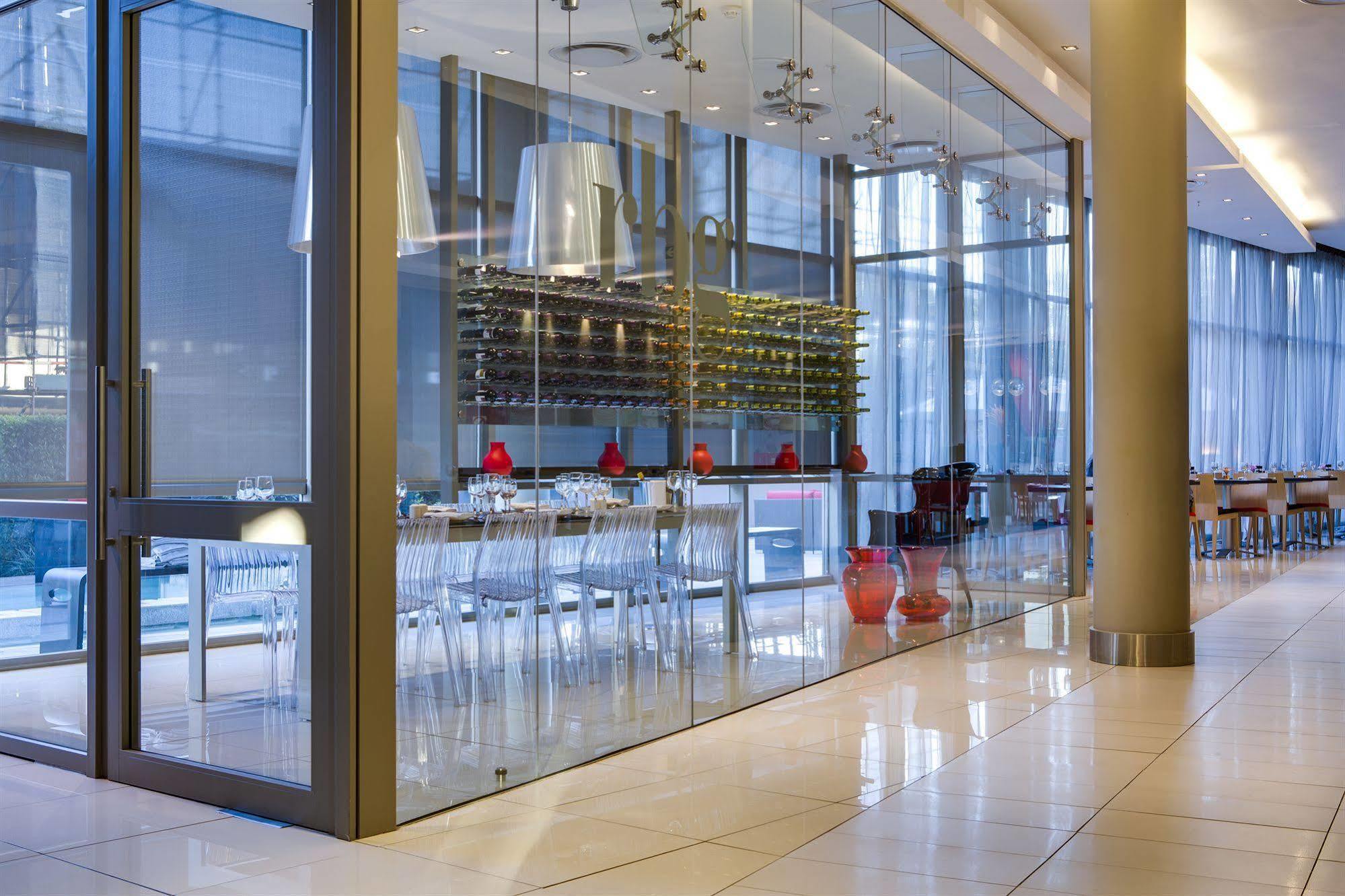 Park Inn Sandton Johannesburg Buitenkant foto