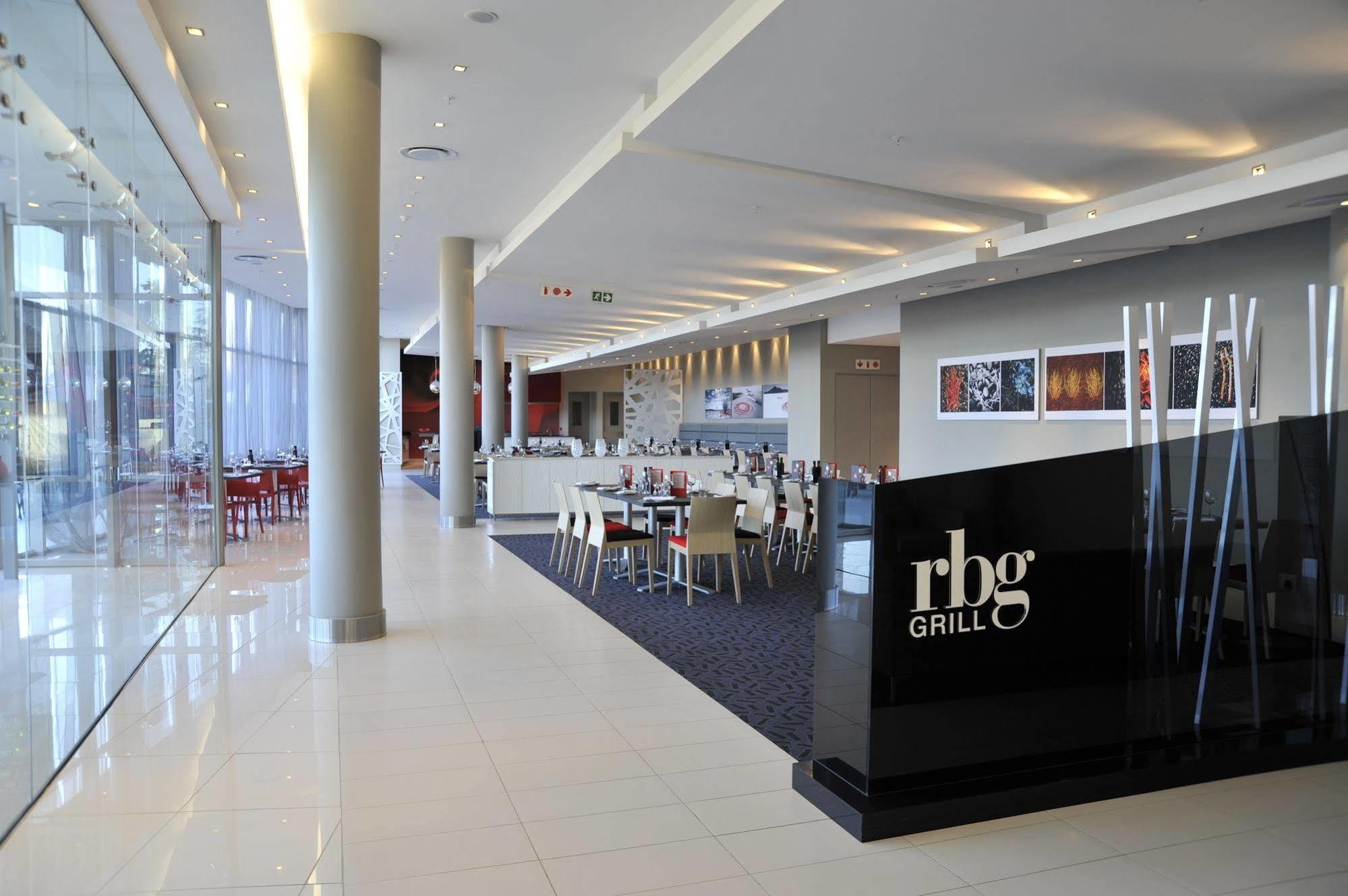 Park Inn Sandton Johannesburg Buitenkant foto